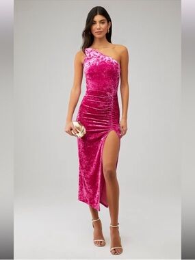 NWT Saylor Women's Niama Velvet Midi Dress in Bubble Gum Pink Size XS